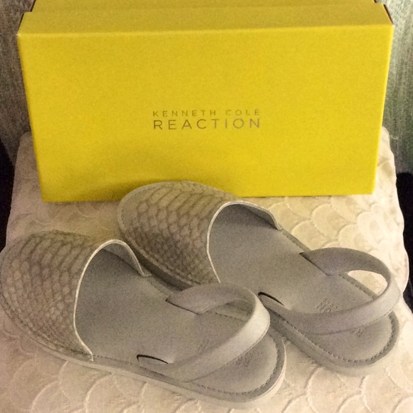 Kenneth Cole REACTION Sandal - Picture 1 of 16